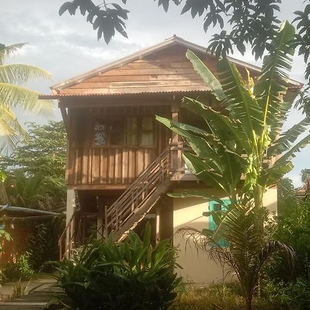 O'Hamok Family Homestay باتامبانغ المظهر الخارجي الصورة